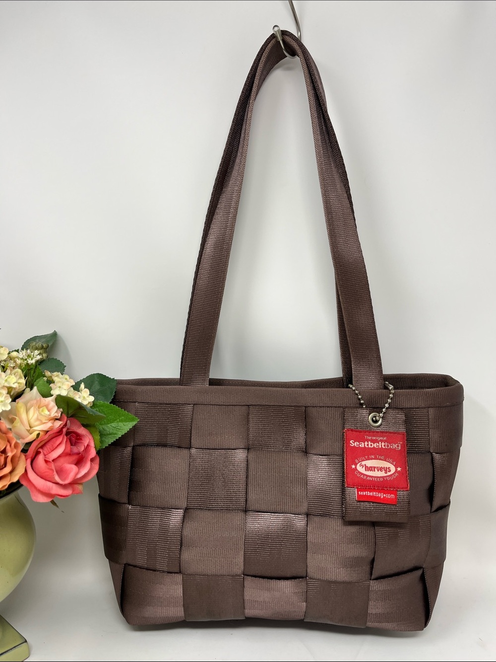 HARVEYS THE ORIGINAL SEATBELT SHOULDER BAG WOVEN TAUPE BROWN MADE IN USA